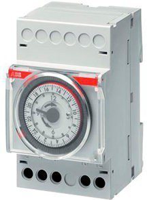 Таймер е/мех.добов.15хв.резерв 200ч 3мод.Abb AT3-R (1*16А AC1) 2CSM204235R0601