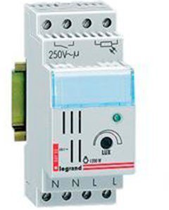 Реле сумеречное DIN с вынос.датч.1200W IP20/55 Legrand 03723