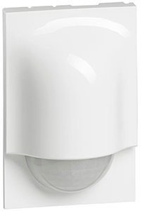 Датчик движения настен.140' IP42 Legrand 048942 бел