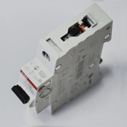 Выключатель автоматический 1-п Abb 6kA S201 C 0,5А 2CDS251001R0982